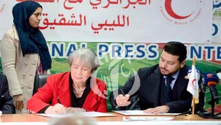 اتفاقية تعاون بين الهلالين الجزائري والليبي