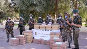 مكافحة المخدرات والمهلوسات في يوم دراسي