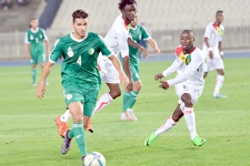 الجزائر- تنزانيا يوم 17 نوفمبر بملعب مصطفى تشاكر