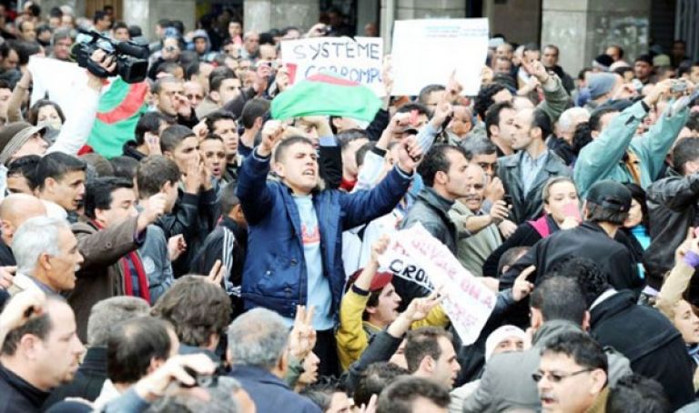 إجماع على التقصير وخدمة المصالح الشخصية