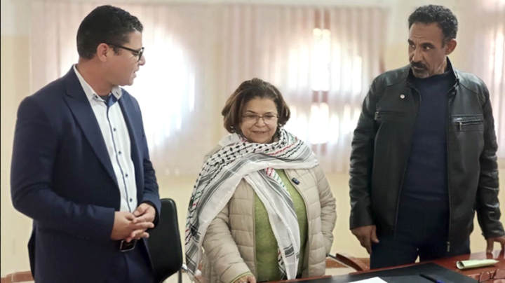 افتتاح نادي الطاهر حنّاش