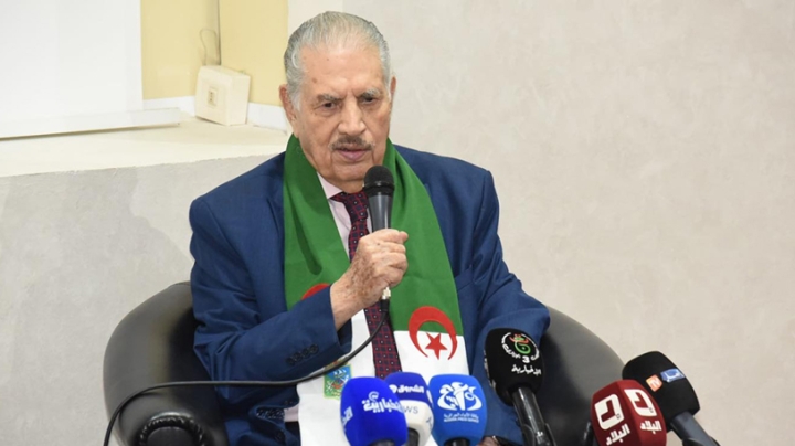 أبواق بالخارج تسعى للإساءة إلى الجزائر