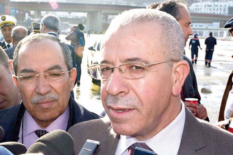 إتلاف 1152 حاوية قديمة قبل نهاية السنة