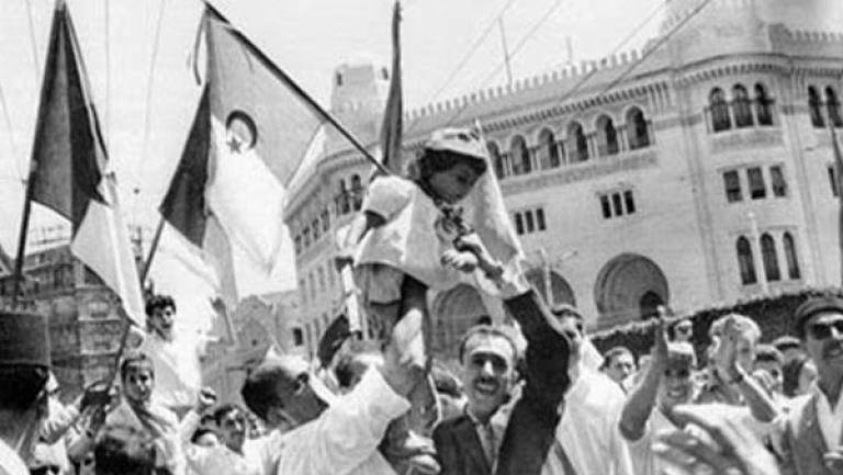"اتفاقيات إيفيان.. نصر للشعب وإخضاع للمحتل الفرنسي