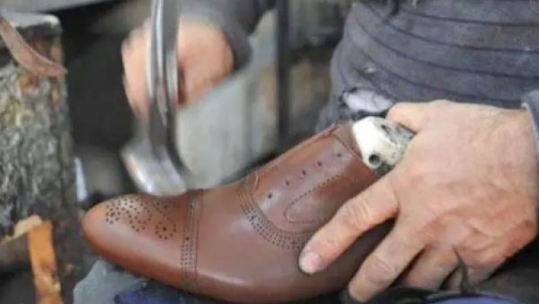 لجنة وطنية تحت وصاية الرئاسة لتطوير صناعات الجلود