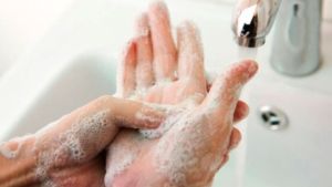 غسل اليدين حماية أكيدة من فيروس "كورونا"