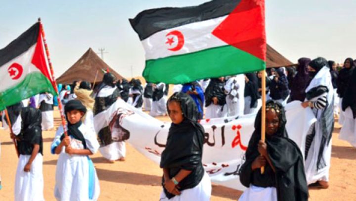 سلطات الاحتلال المغربي ترحّل سجناء صحراويين