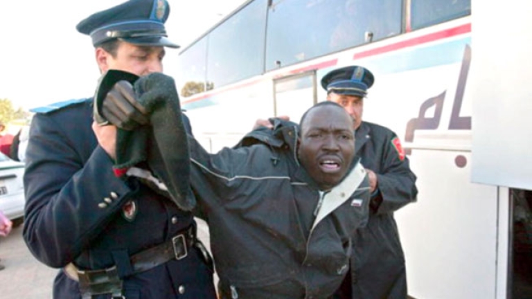 المغرب يستمر في انتهاك حقوق المهاجرين