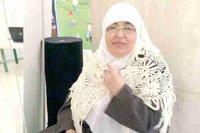 «استثمرت وقت فراغي في حرفة أدخلتني عالم المعارض»