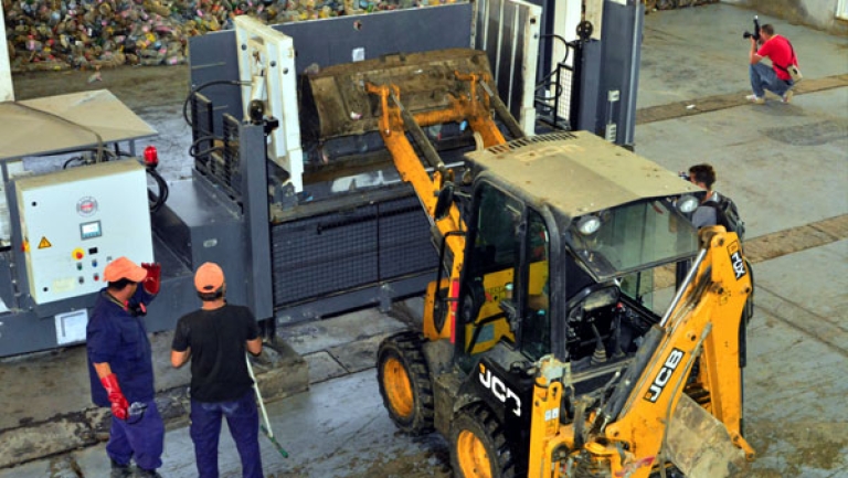 5 آلاف مواطن ضمن شبكة تضم 30 نقطة لجمع النفايات