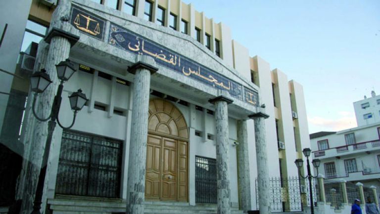 7 سنوات سجنا لمديرين سابقين