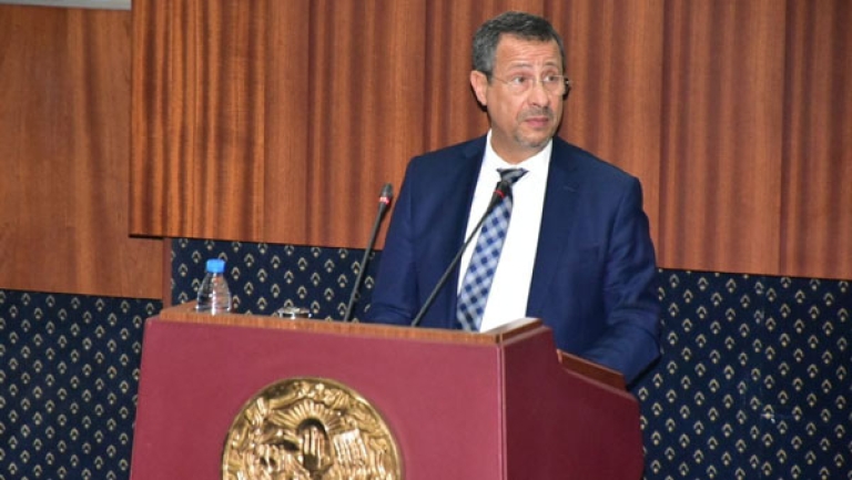 دفتر شروط يحدّد إجراءات الحفر وإعادة الطرق إلى حالتها