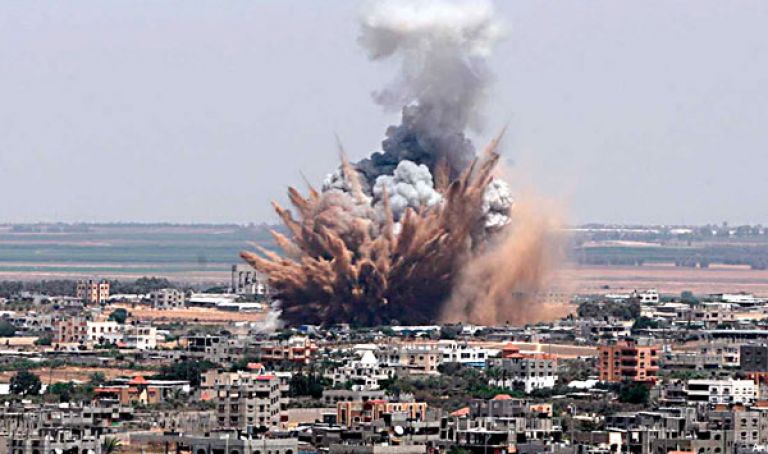 غارات جوية إسرائيلية على غزّة بتزكية أمريكية