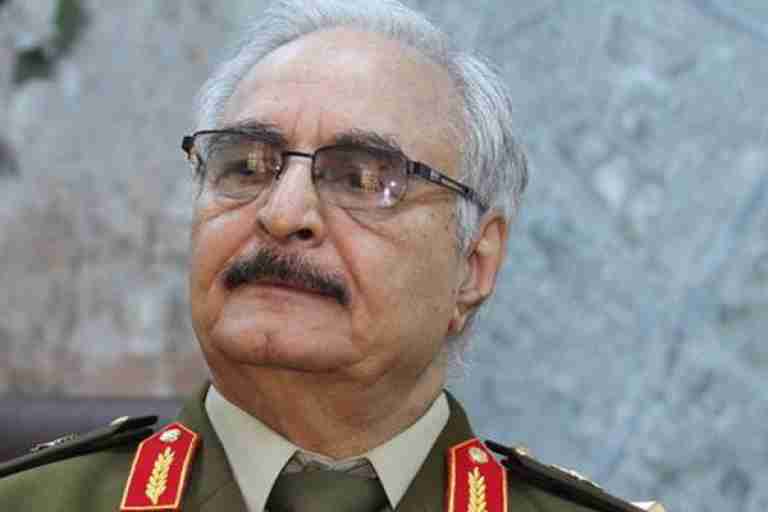 حفتر يطالب روسيا بتزويده بالسلاح