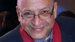 المؤلف المسرحي المصري السيد حافظ