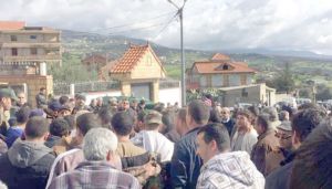 سكان أجرار بفريحة يعترضون على مشروع سكني