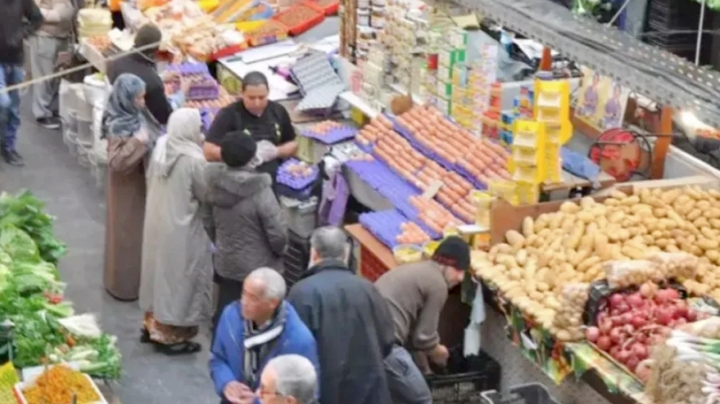 التجار ملتزمون بتأمين قوت "الزوالي"