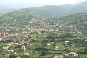 مهرجان "ثابورث العنصر" للشعر القبائلي