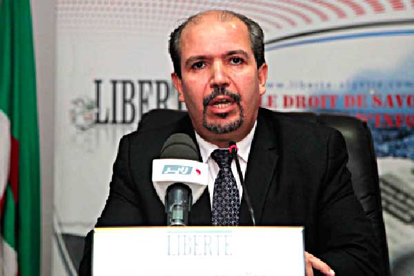 الأئمة مطالبون بالذود عن القيم الوطنية