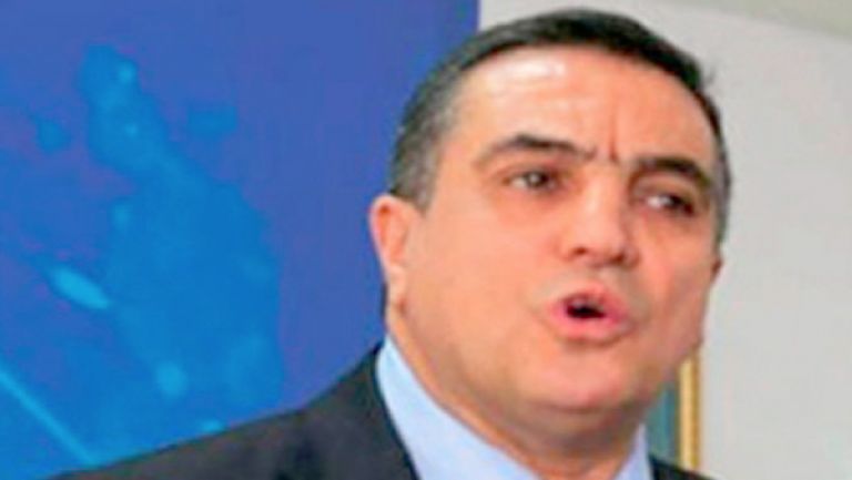 المساهمة في أخلقة العمل السياسي
