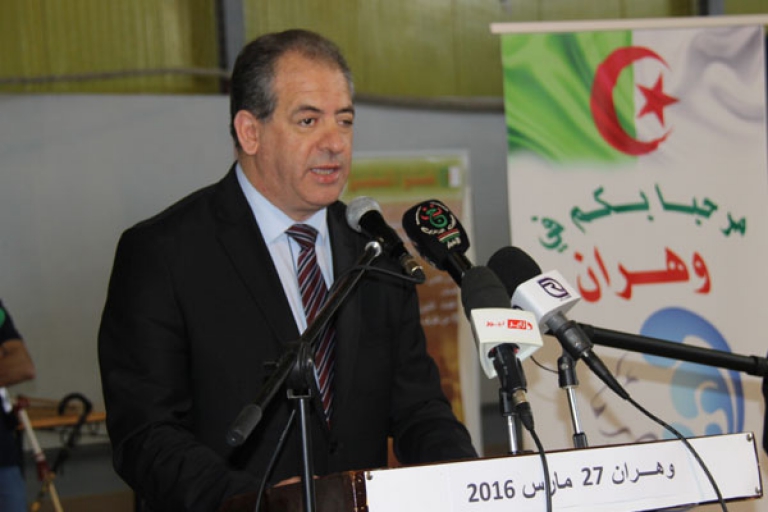 ولد علي يعد الأندية الهاوية بحل الوضع خلال أيام