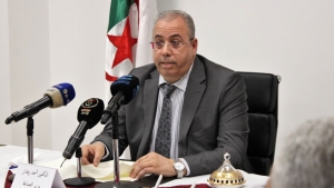 وزير الصناعة، أحمد زغدار