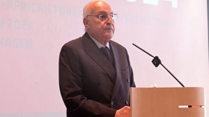 وزير الشؤون الخارجية والجالية الوطنية بالخارج، أحمد عطاف