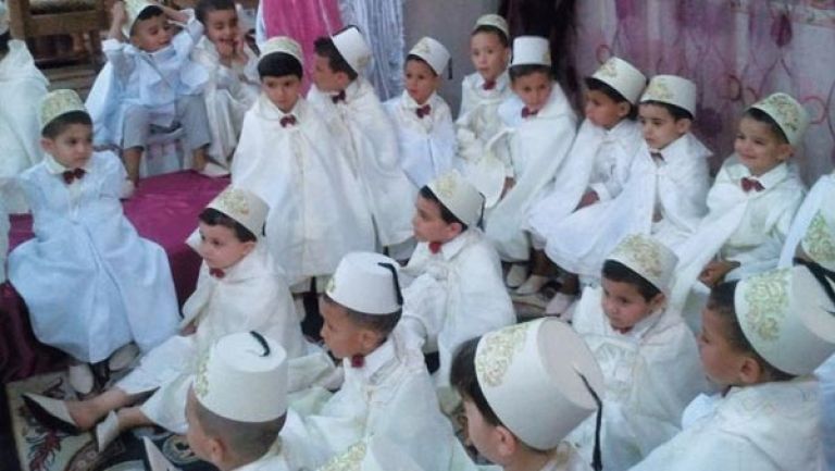قافلة تضامنية تغادر تيزي وزو نحو تمنراست