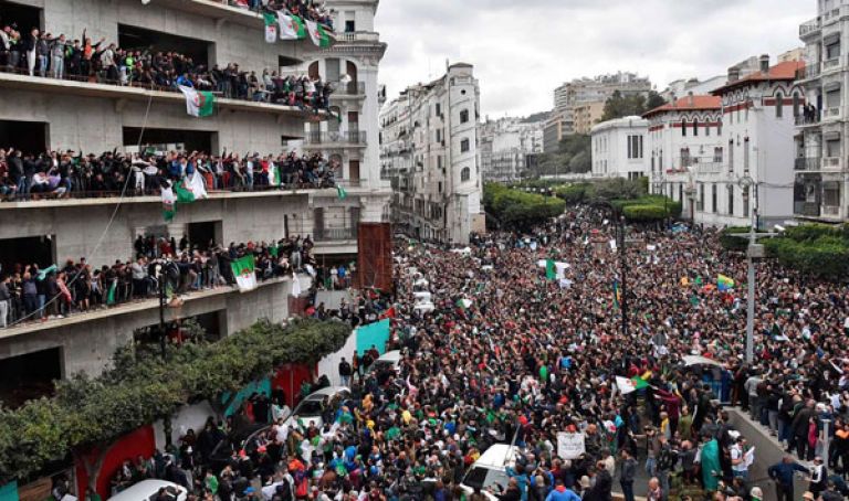 ثقة كبيرة في قدرة الشعب الجزائري
