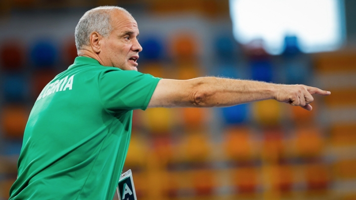 بوشكريو يكشف عن القائمة الموسعة لمنتخب كرة اليد