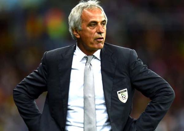 الضغط والرغبة في التغيير وشروطه المالية وراء انسحابه من تدريب ”الخضر”