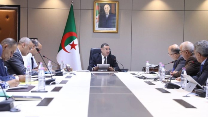 الشروع في تطبيق تعليمات رئيس الجمهورية لتجديد حظيرة الحافلات