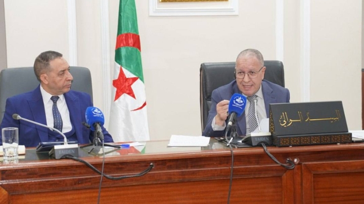 رهان على الفلاحة والصناعة للدفع بالتنمية