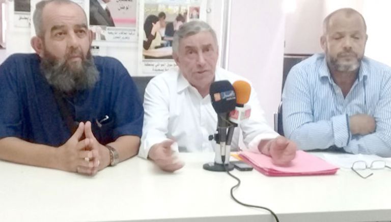 بسجراري طعنني في الظهر و"بابا" رئيس غير شرعي