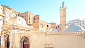 ترميم مسجد الباشا شهر جويلية وفتح المواقع الأثرية أمام الزوار