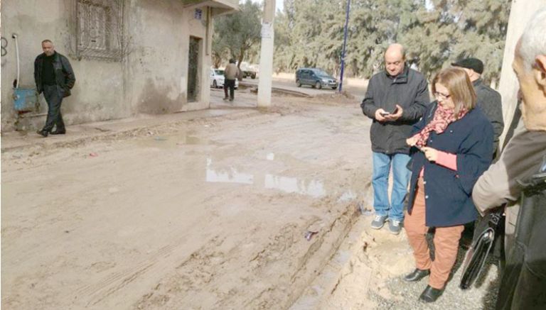 طرق منعدمة ومستنقعات ومنشآت مخربة بحي شطيبو