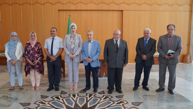 وضع أولى لبنات قانون الفنان