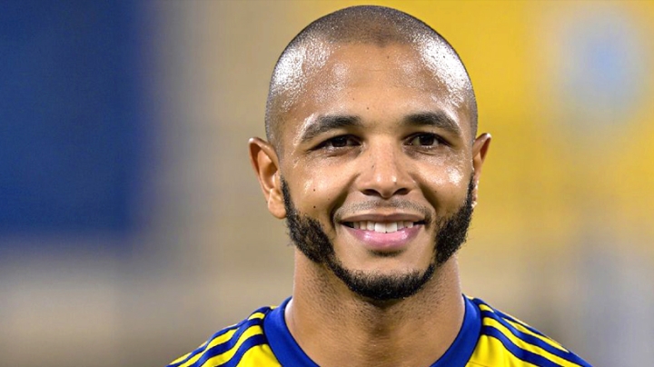 إصابة براهيمي تخلط أوراق بوقرة قبل كأس العرب