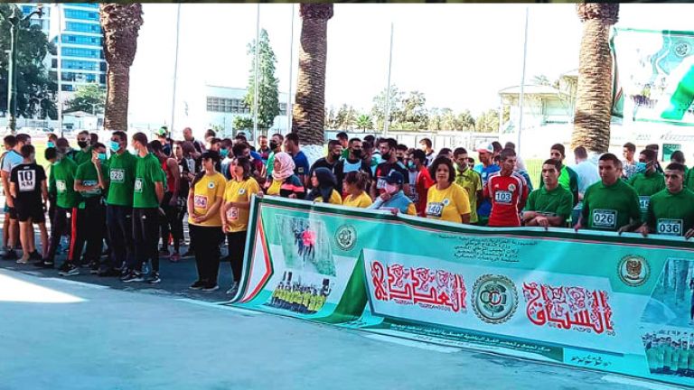 مشاركة واسعة ونوعية في موعد بن عكنون