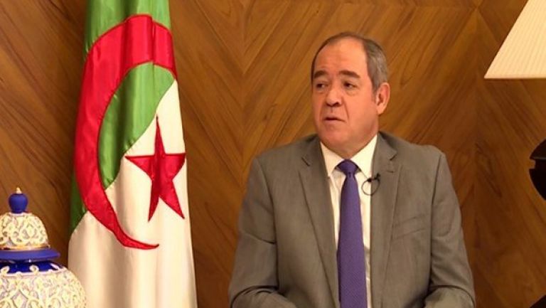 الجزائريون مدعوون للانخراط في المسار السياسي