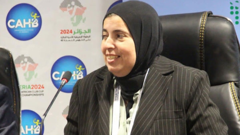 كريمة طالب تهنئ الأندية الصاعدة إلى القسم الممتاز "أ"