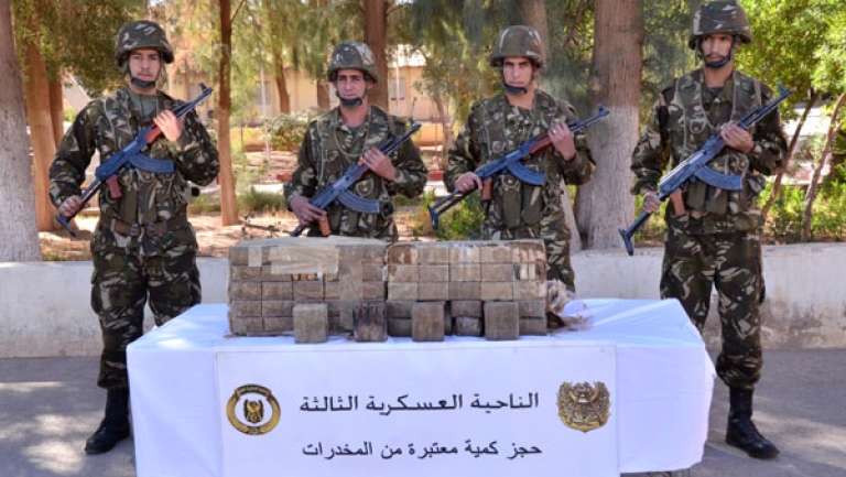 إحباط محاولة إدخال 3 قناطير من الكيف عبر الحدود مع المغرب