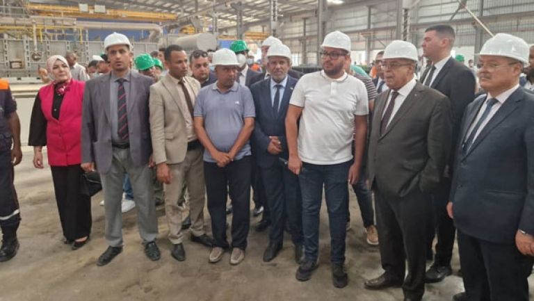 تطوير القطاع الصناعي مرهون برفع العراقيل