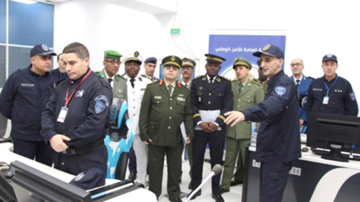 زيارة ضباط المدرسة الحربية لمركز العمليات للأمن الوطني