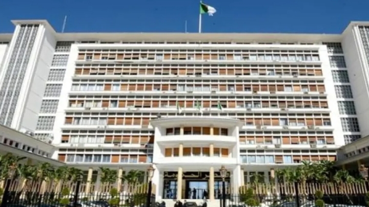 هكذا يتم تقريب الإدارة من المواطن وتحسين الخدمة بالولايات الجديدة