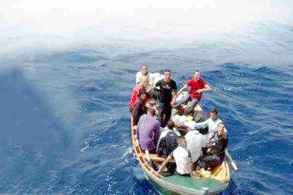 12 حراقا يبحرون باتجاه إيطاليا