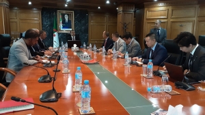 وزير الطاقة والمناجم محمد عرقاب- نائب رئيس شركة هواوي لشمال غرب ووسط إفريقيا، فيليب وونغ