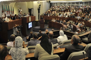 الجزائر الأولى عربيا في مشاركة المرأة بالبرلمان