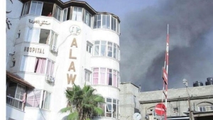 قوات الاحتلال تحاصر مستشفى "العودة" شمال غزة