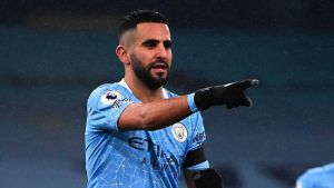  قائد المنتخب الوطني رياض محرز